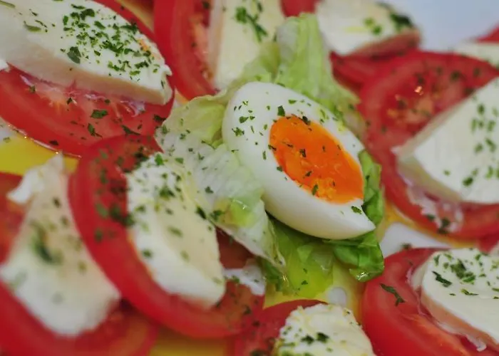 Hotel Cerano Am Dom 3*