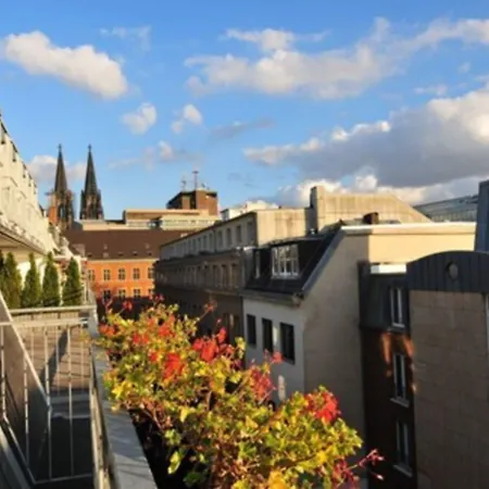 Otel Cerano Am Dom Köln