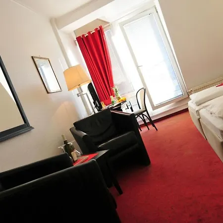 Cerano Am Dom Hotel Kolín nad Rýnem