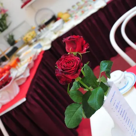 Cerano Am Dom Hotel 3*