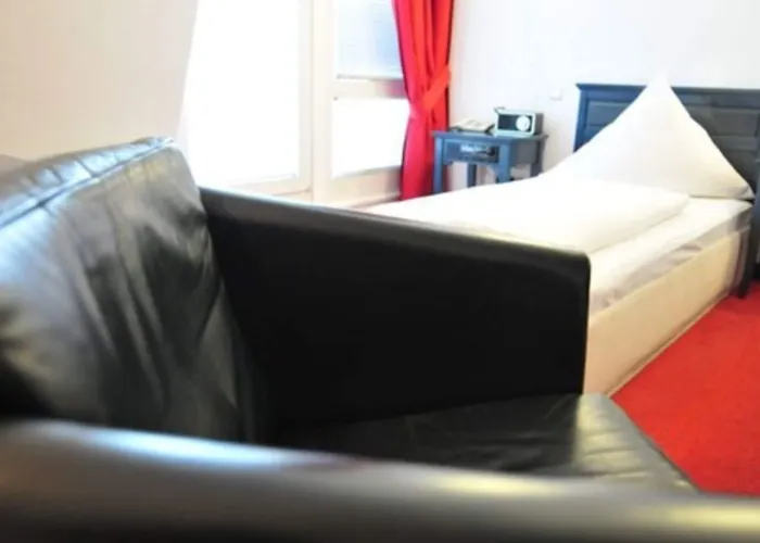 Cerano Am Dom Szálloda