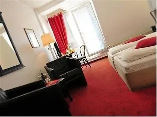 Cerano Am Dom 3* Köln