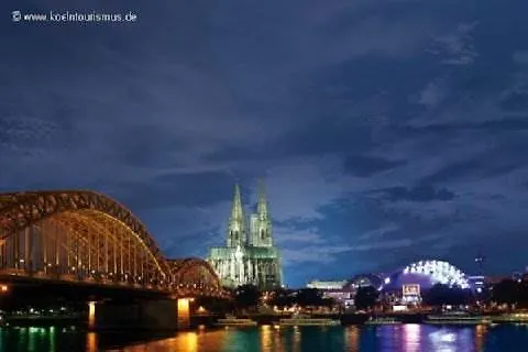 Cerano Am Dom Отель Кёльн