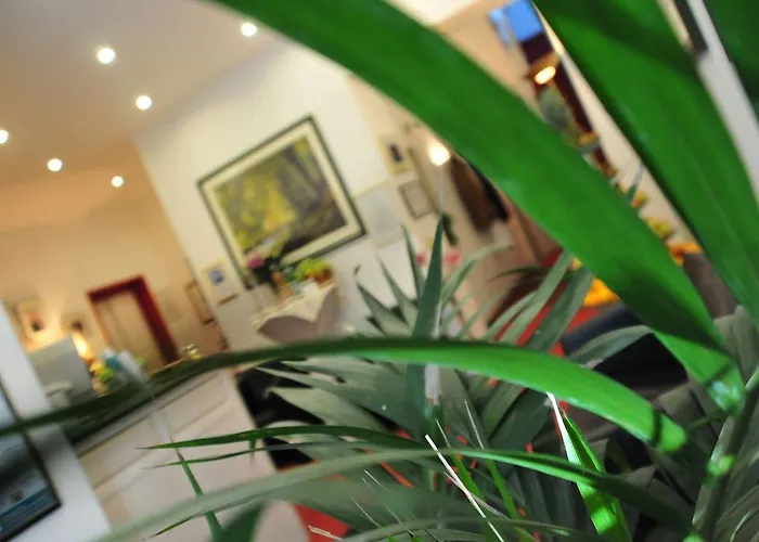 Hotel Cerano Am Dom Kolonia